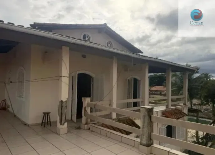 Maricá, Casa com 3 Quartos, Garagem para 4 carros, Área Gourmet com forno a lenha, Piscina