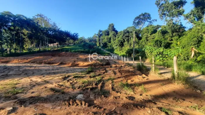 Terreno à venda em Piracaia, com 2.000m², bairro de Canedos
