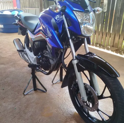 Moto a venda Titan 160