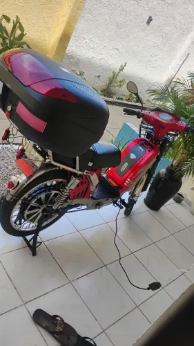 Bicicleta elétrica 450w 60ah com baú 