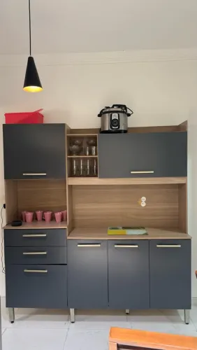 ARMÁRIO DE COZINHA