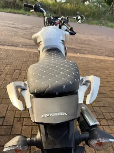 Titan 160 ED/especial 40 anos