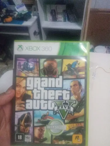 Jogo de Xbox 360 GTA 5 com o mapa e manual