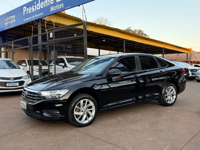 Volkswagen Jetta Comfort. 250 TSI 1.4 Flex 16V Aut. 2019