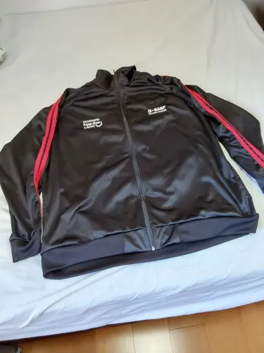 Conjunto: Agasalho + camiseta + calça (Tamanho EXG)