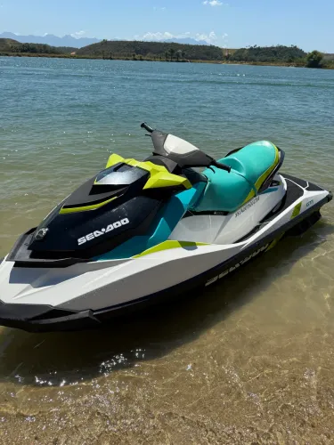 Jetski Seadoo + carreta 