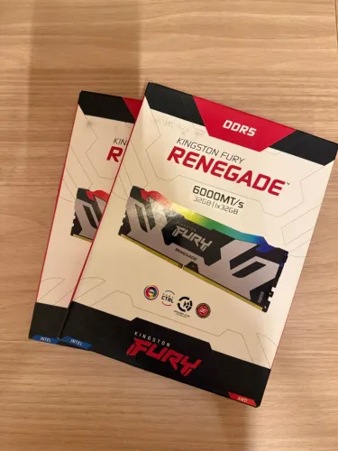 Memória RAM Kingston Fury Renegade RGB DDR5 6000MHz CL32-38-38