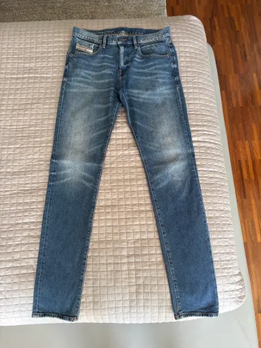 Calça jeans Diesel masculina original tamanho 42 em ótimo estado