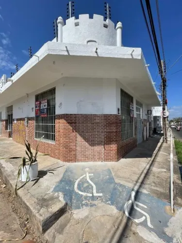 Casa Comercial para Aluguel em Teresina-PI (Nossa Senhora das Graças) 103m²