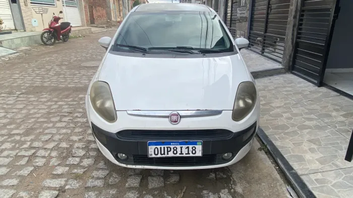 Fiat Punto Attractive 1.4 Fire Flex 8V 5P 2014