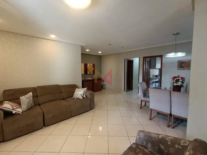 Casa para aluguel, 4 quartos, 1 suíte, 1 vaga, Centro de Vila Velha - VILA VELHA/ES