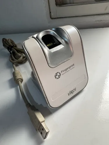 Leitor de digital biométrico