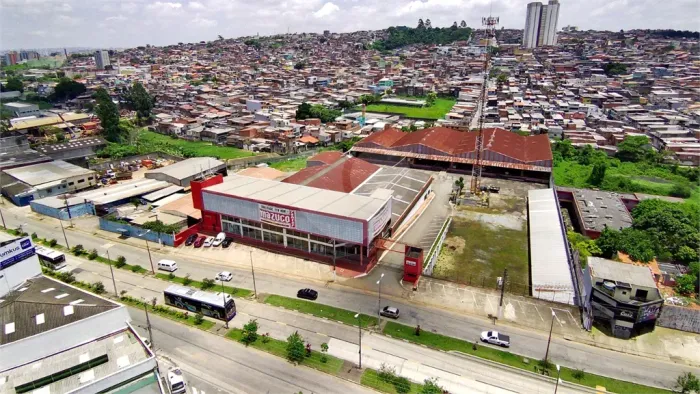 Galpão à venda e locação com 9000m² área útil no Parque das Nações em Santo André SP