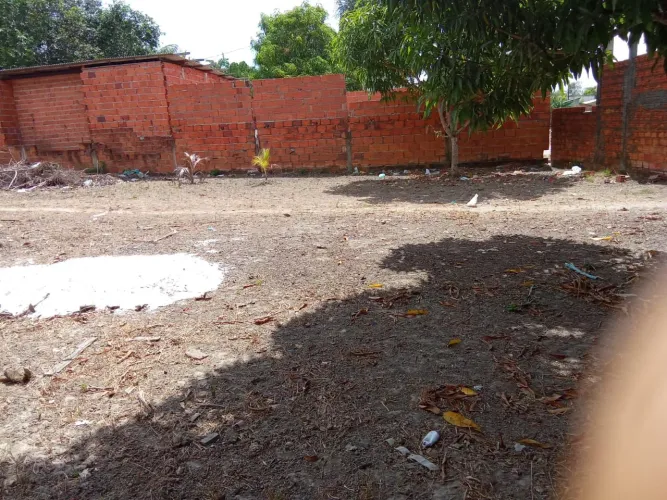 Terreno área grande no bairro Brasil Novo final da rua Laranjeira.