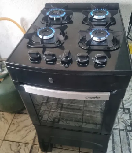 Fogão miller 4 bocas funcionando perfeitamente mesa de vidro valor $499 reais