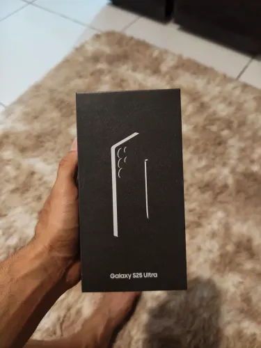 Celular Samsung S25 Ultra - 256GB