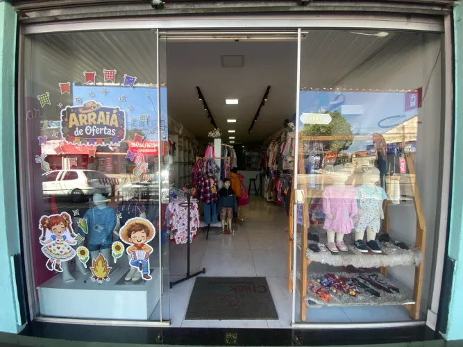 Loja de roupa infantil com 5 anos de mercado ponto bem localizado avenida principal 