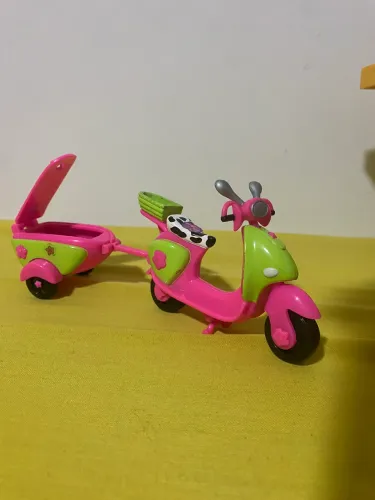 RARÍSSIMA Scooter Motinho estilo Vespa com Reboque Acoplável da Fashion Polly da Mattel