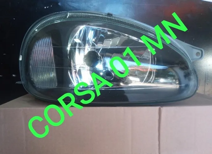 Farol corsa 2001 máscara negra 