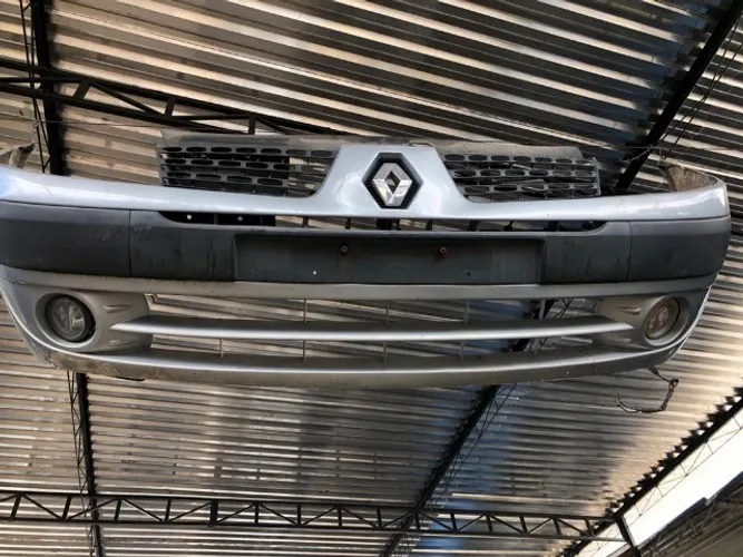 parachoque dianeiro renault clio