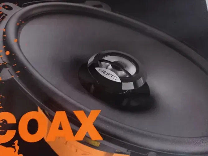 Alto-falante. Hertz. DCX 57.3. Italiano. 5X7",120 RMS. Garantia. Novo. Instalado.