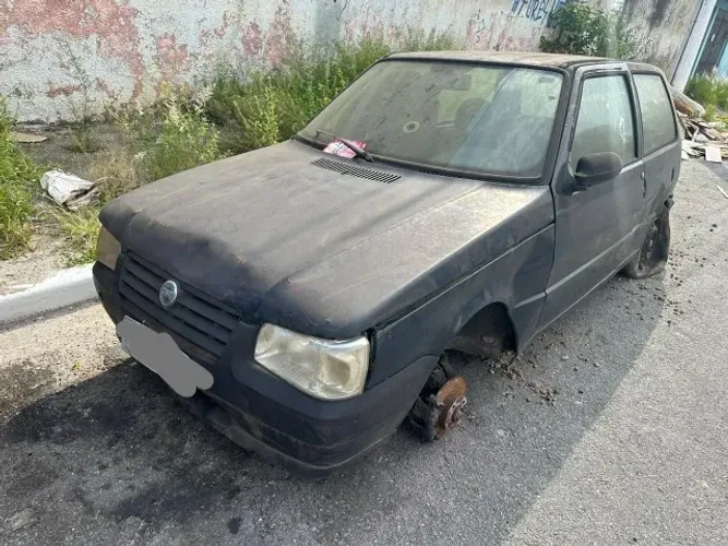 Fiat Uno fire 2004 (somente peças) 