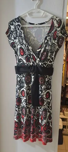 Lindo vestido em malha Tamanho M