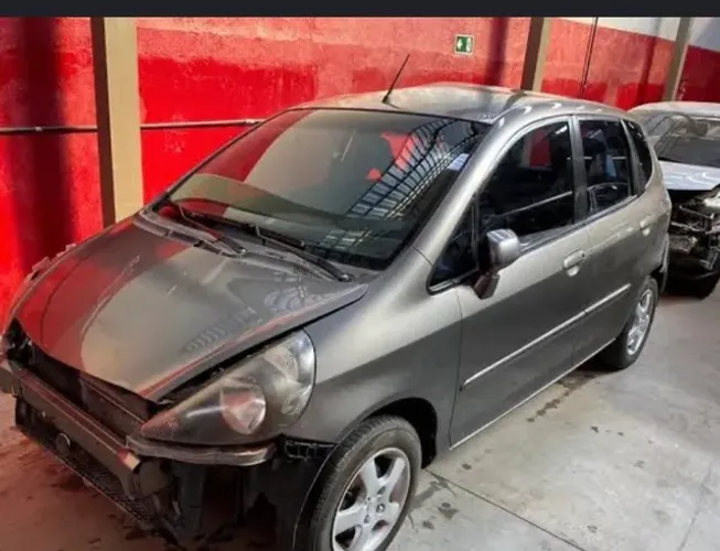 Sucata Honda fit 2005