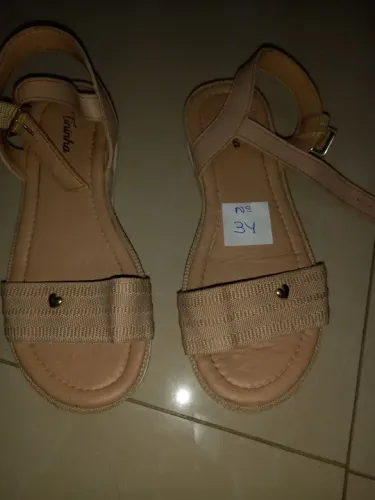 Sandália tam 34 