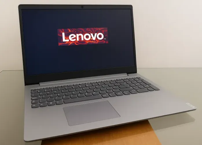 Notebook Lenovo i5 10ª Geração ? SSD 500GB ? 8GB RAM ? Tela 15 ? Desempenho e Bateria ok