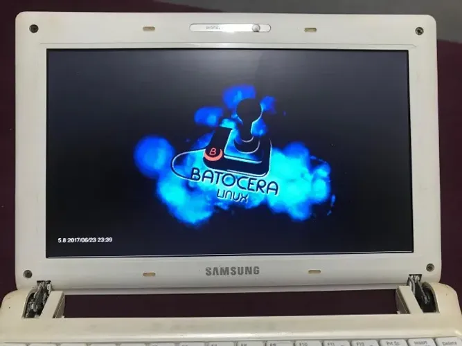 Sistema Batocera Netbook