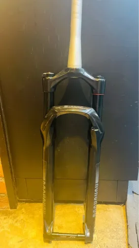 Suspensão RockShox Judy Gold