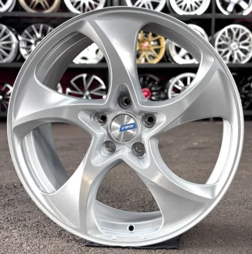 Rodas aro 18 tala 8 furação 5x112