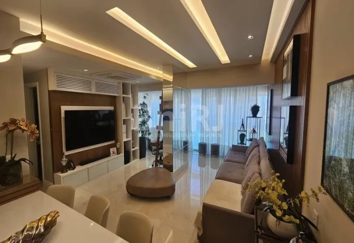 COBERTURA DECORADA POR ARQUITETO - PORTEIRA FECHADA
