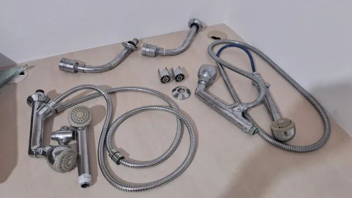 Lote Chuveiros cromados  - vendo separadamente tbem