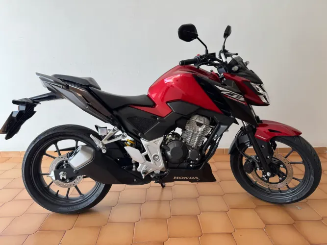 Honda CB 300F Twister 2025 - ABS