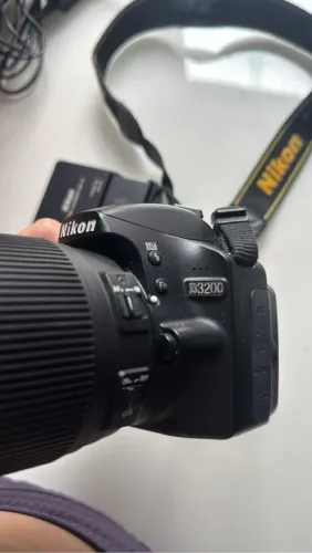 Câmera Nikon D3200 com 2 Lentes