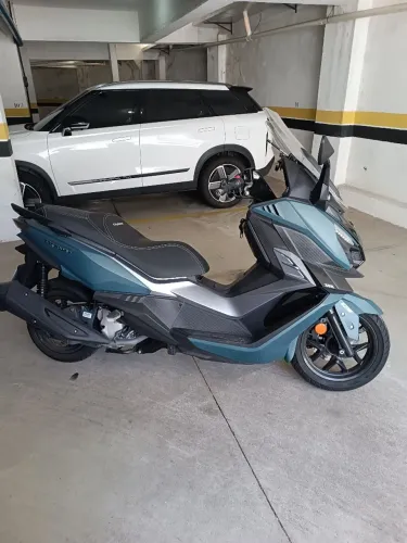 Scooter Dafra Cruissym 300 2025 estado de nova