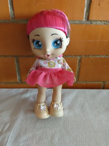Boneca Julie Brave Olhinhos
