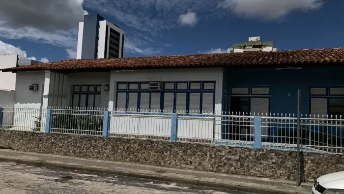 Casa à venda no Bairro Recreio em Vitória da Conquista - Bahia