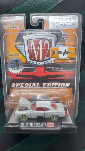 Miniatura M2 1/64 - 70' Dodge Coronet - Ultra rara 1/492 - Ñ  Hot Wheels Jada Johnny 