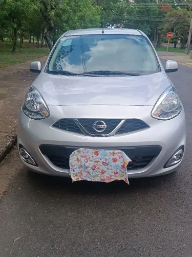 Nissan March SV 1.0 12V Flex 5P 2017