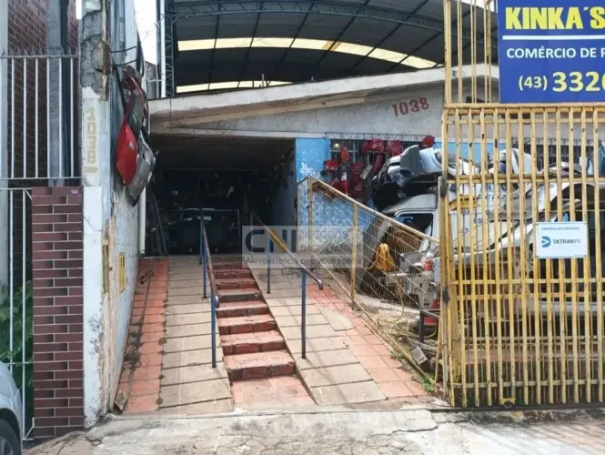 EXCELENTE PONTO COMERCIAL COM ESTOQUE (AUTO PEÇAS)