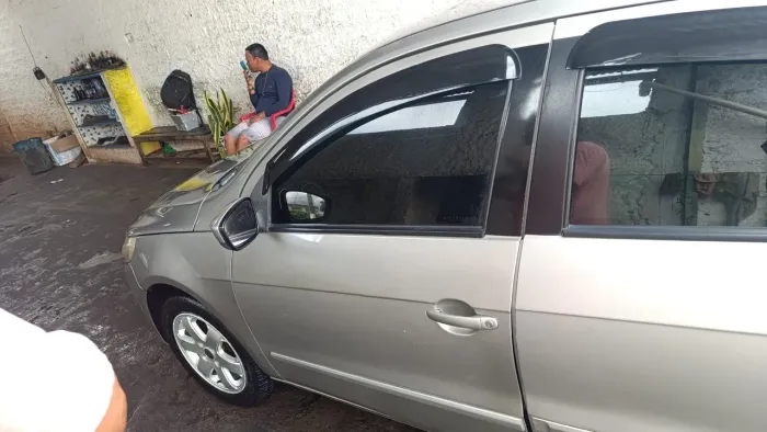 Volkswagen Voyage 1.0/1.0 City MI Total Flex 8V 4P 2011