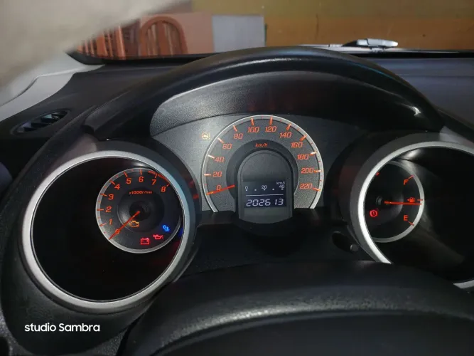 Honda Fit LX 1.4/ 1.4 Flex 8v/16v 5P Aut. 2011