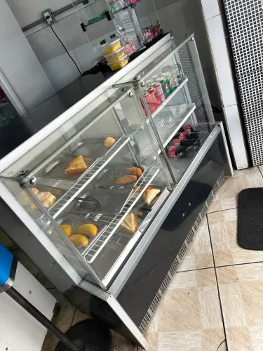 Vende se Freezer Estufa ( quente e frio) Horizontal Gelopar