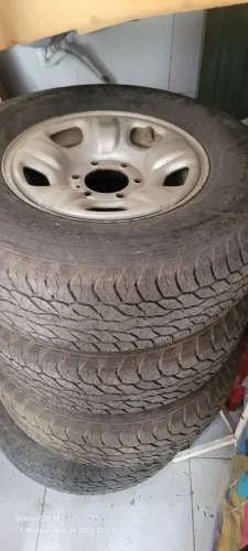 Roda aro 16 de ferro da s10 com pneu 