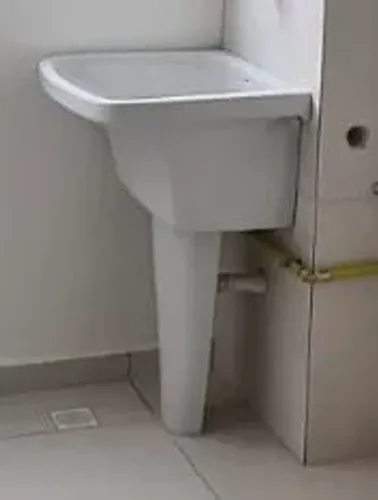 Tanque em louça de porcelana