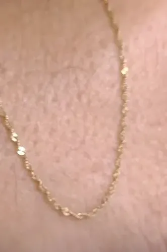 Pulseira Fina Torcida Ouro 18 Kilates Peso 0.50 Grama 0.5 mm 18 Cm