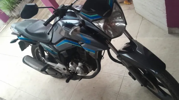 Vendo titan esporte 160 
